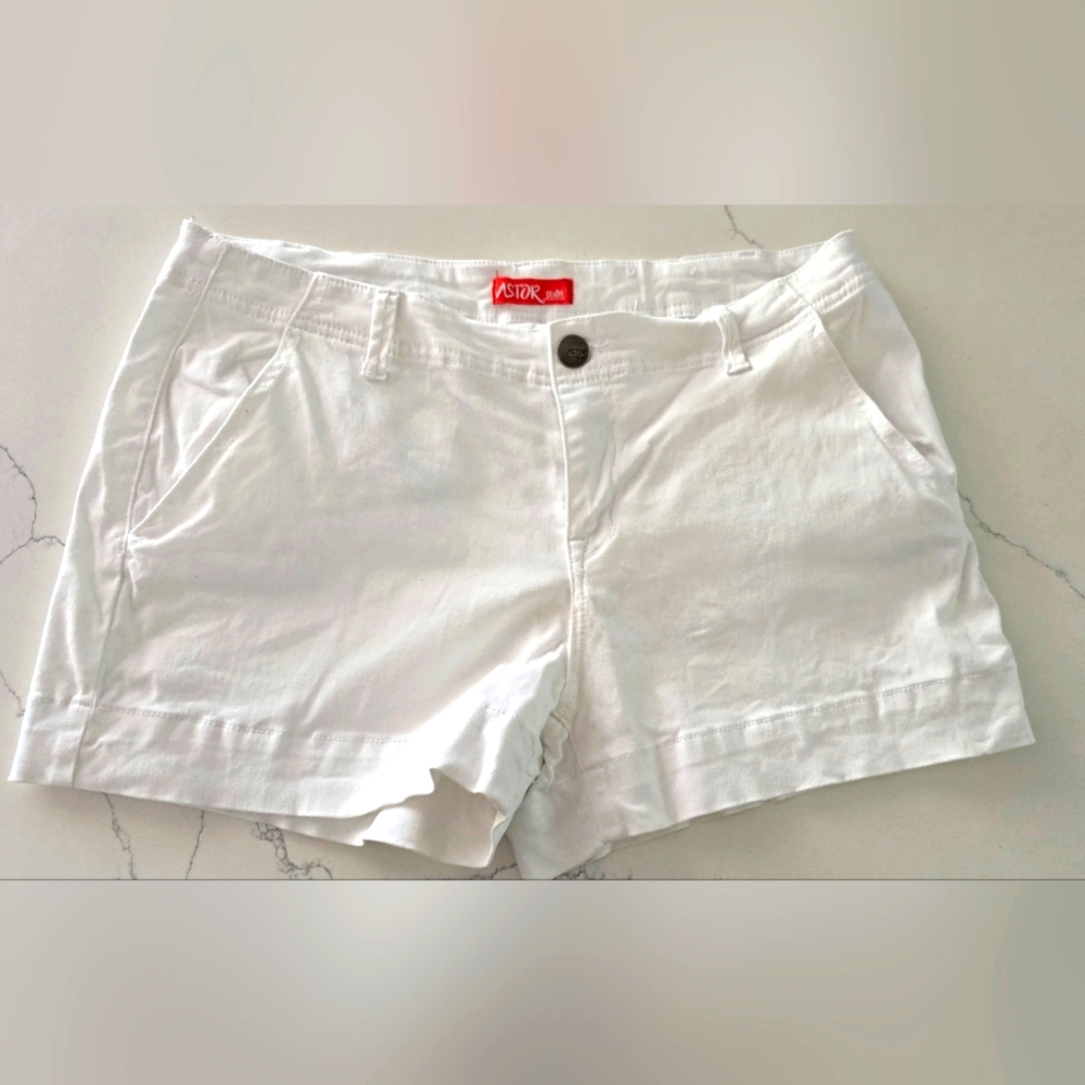 Women's White Shorts